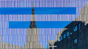 Doppelbleichtung: Fassade vom Theater verschmilzt mit Münster
